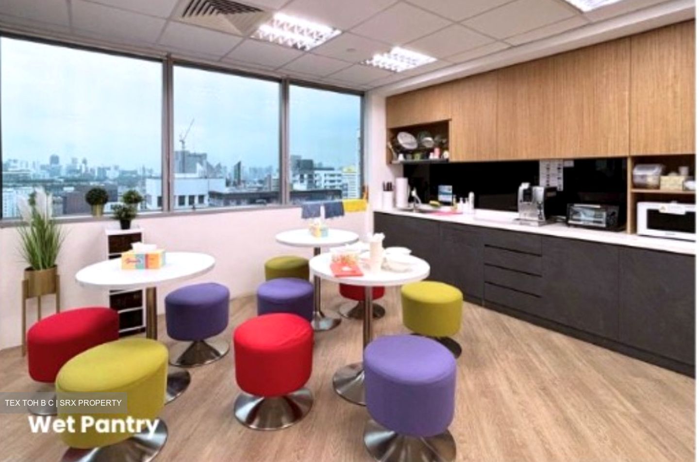 Odeon Towers (D7), Office #448384291